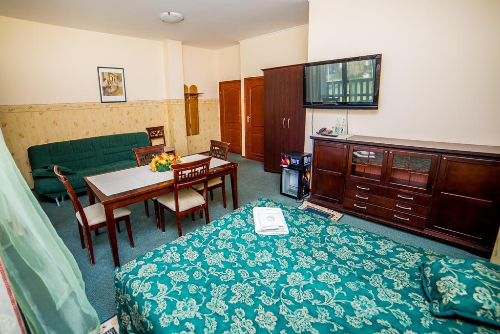 Zajazd Polonez Rzeszów Rom bilde